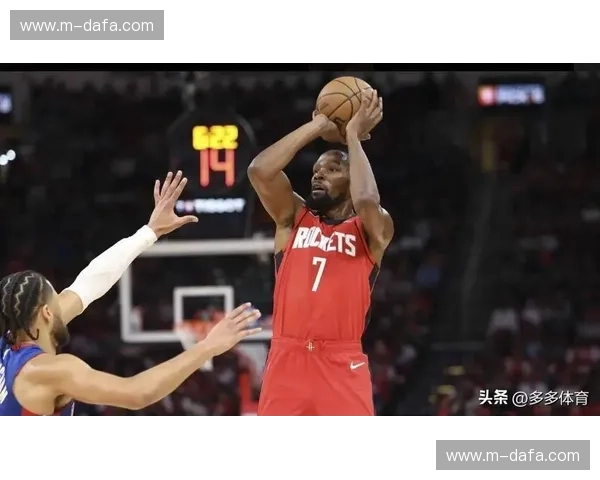 火箭vs魔术：硝烟弥漫的对决，重温历史性的瞬间